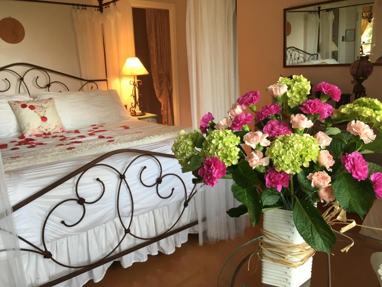 Casa Del Sol Bed And Breakfast Лейкуей Екстериор снимка