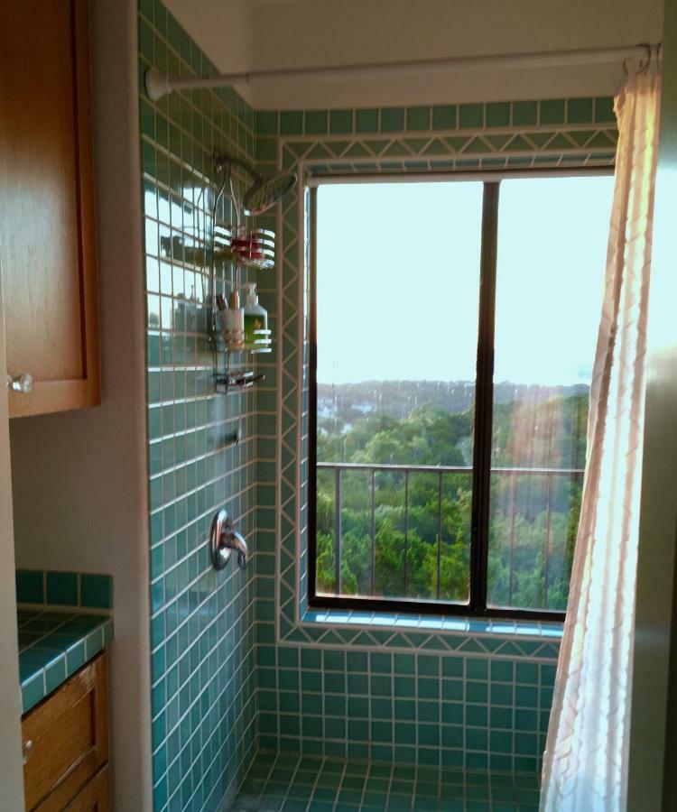 Casa Del Sol Bed And Breakfast Лейкуей Екстериор снимка